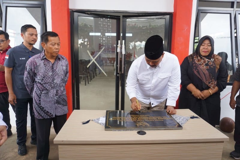 Bupati Kukar Resmikan Gedung Serbaguna dan Posyandu Flamboyan 2 di Desa Loa Ulung