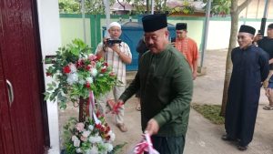 Bupati Edi Damansyah Resmikan Kios Inflasi dan Pos Kesehatan Terpadu di Masjid Agung Tenggarong
