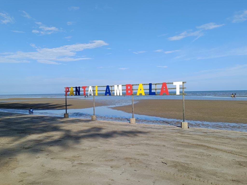 Penyesuaian Harga Tiket, Wisatawan Pantai Ambalat Kini Dapat Sarabba Gratis