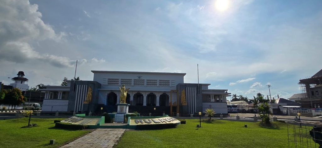 Pelayanan di Museum Mulawarman Dapat Apresiasi dari Wisatawan Mancanegara