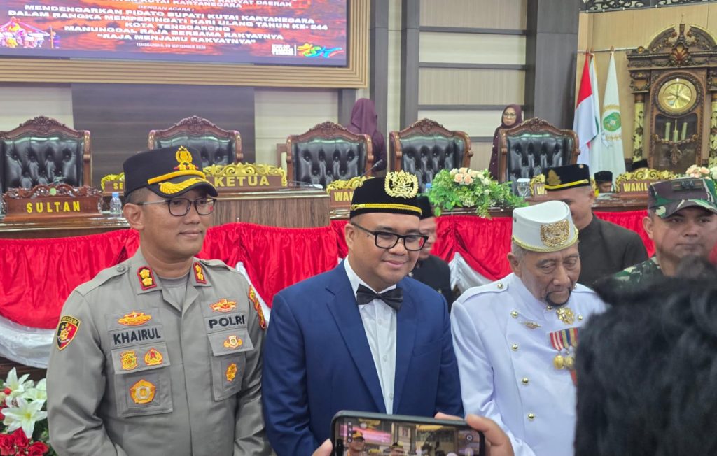 Tenggarong Berusia 244 Tahun, Bupati Aulia Ajak Generasi Muda Menjaga Sejarah dan Membangun Masa Depan